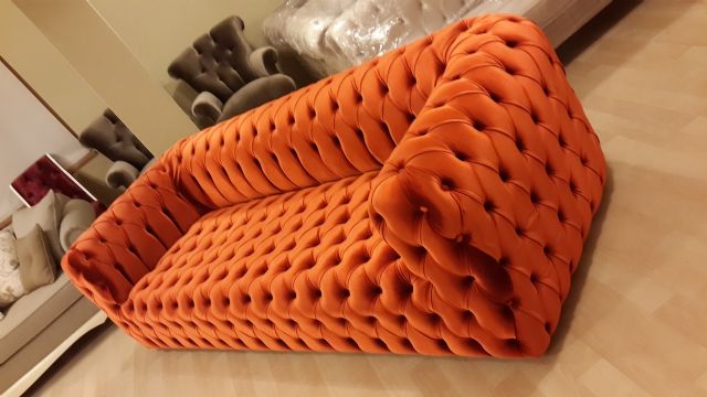 Chesterfield-sofas İn Spezieller Größe: Maßgeschneiderte Designs Für Ihr Zuhause