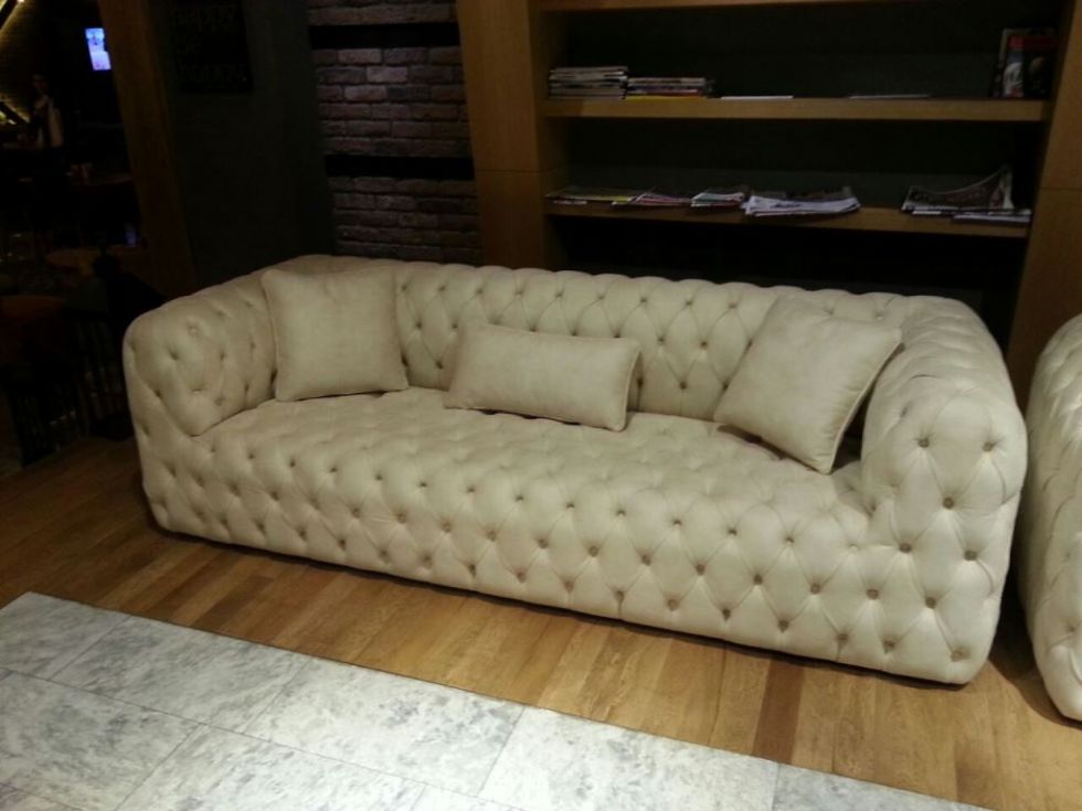 Produktcode: 18788 - Exklusive Chesterfield Sofa Produktion: Maßgeschneiderte Designlösungen Für Jeden Raum