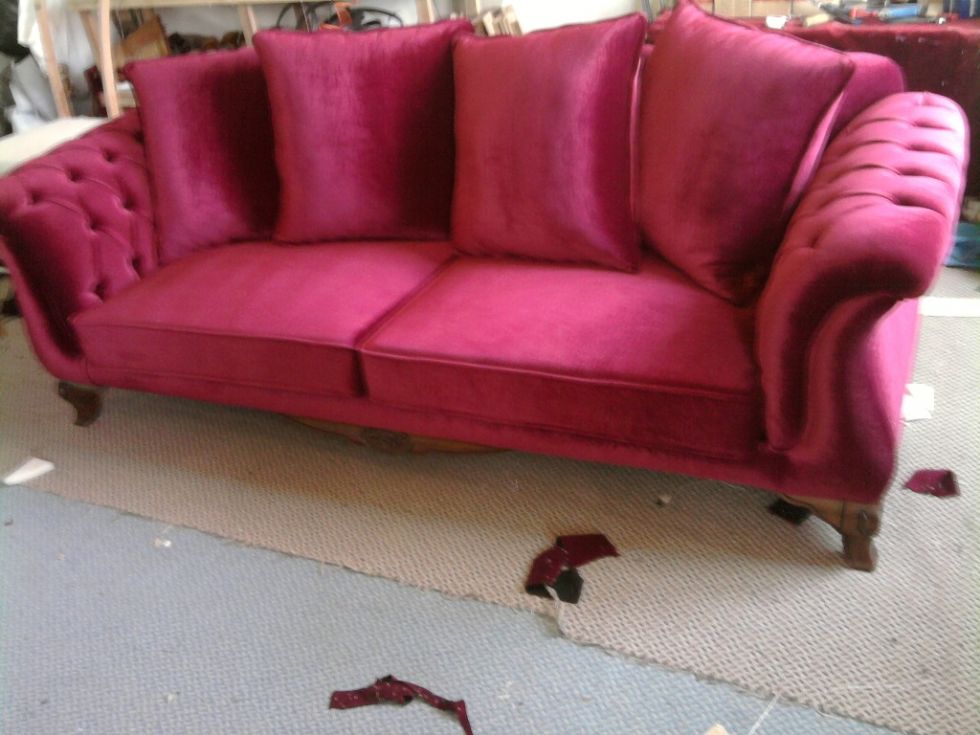 Produktcode: 18818 - Exklusive Chesterfield Sofa Produktion: Sonderanfertigung Für Gehobene Ansprüche