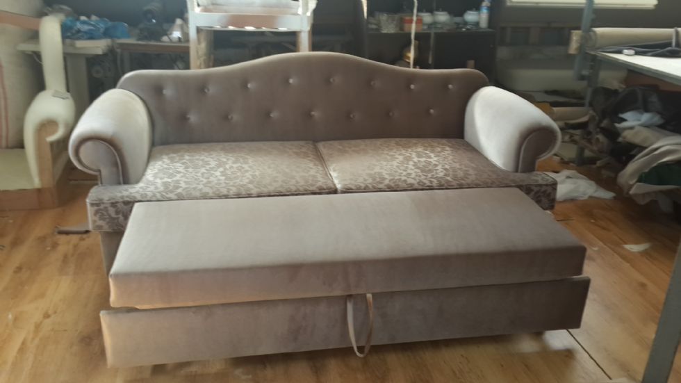 Produktcode: 18770 - Exklusive Sonderanfertigung: Chesterfield-sofas Nach Speziellen Maßvorgaben