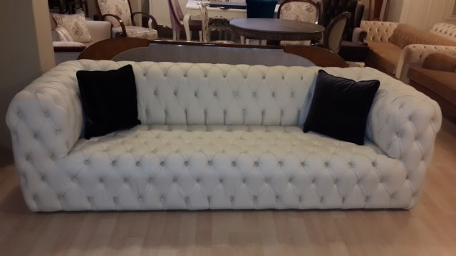 Maßanfertigung Von Chesterfield-sofas: Besondere Designs Nach Ihren Wünschen