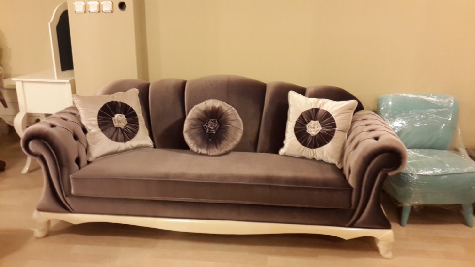 Maßgefertigte Chesterfield-sofas: Besondere Designs Nach İndividuellen Wünschen