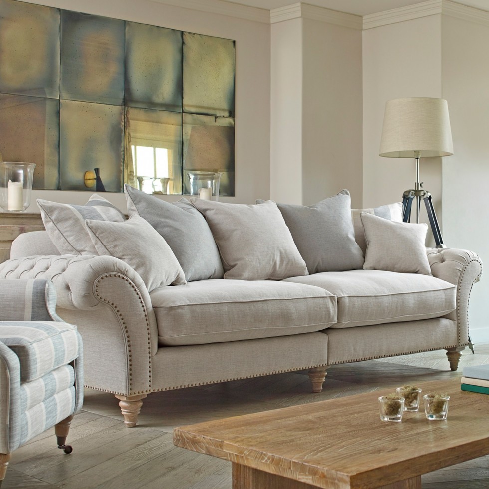 Maßgefertigtes Luxuriöses Graues Sofa Mit Knopfheftung