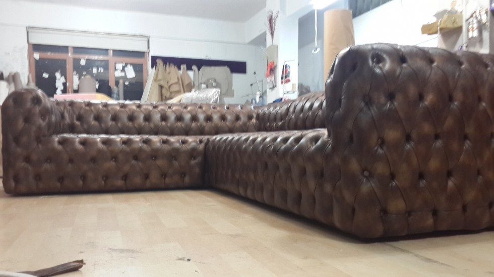 Maßgeschneidertes Leder-ecksofa - Luxuriöser Komfort Mit Natürlicher Eleganz