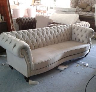 Maßgefertigte Chesterfield-sofas: Einzigartige Handwerkskunst Für Ihren Wohnraum